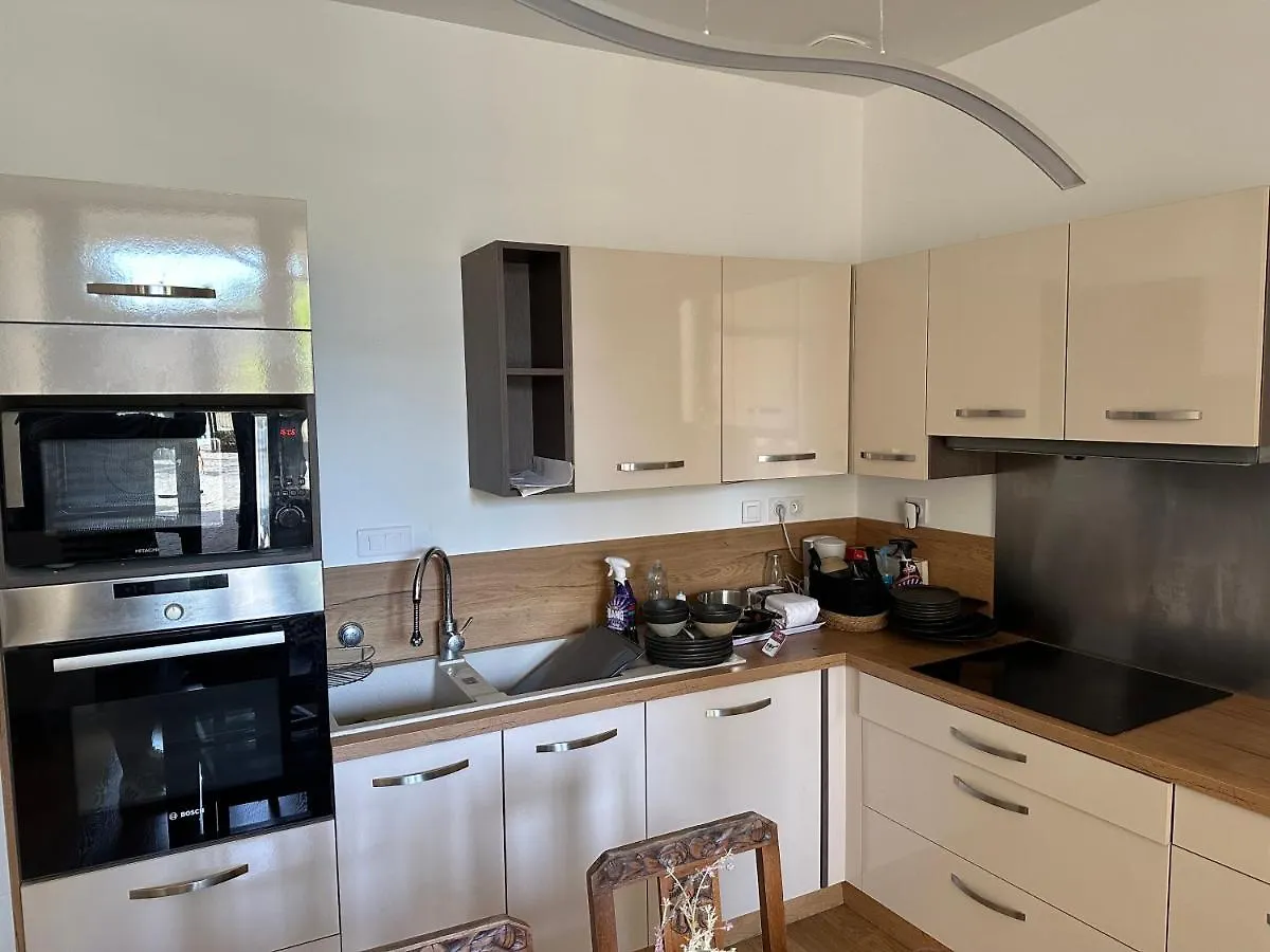 Charmant Appartement En Pierres Bourgoin-Jallieu